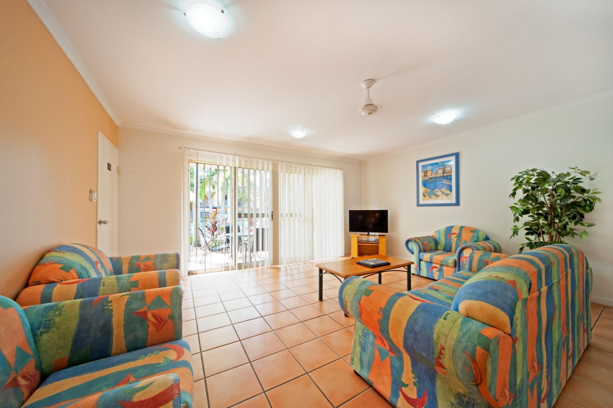At Beach Court Holiday Villas Эйрли-Бич Экстерьер фото