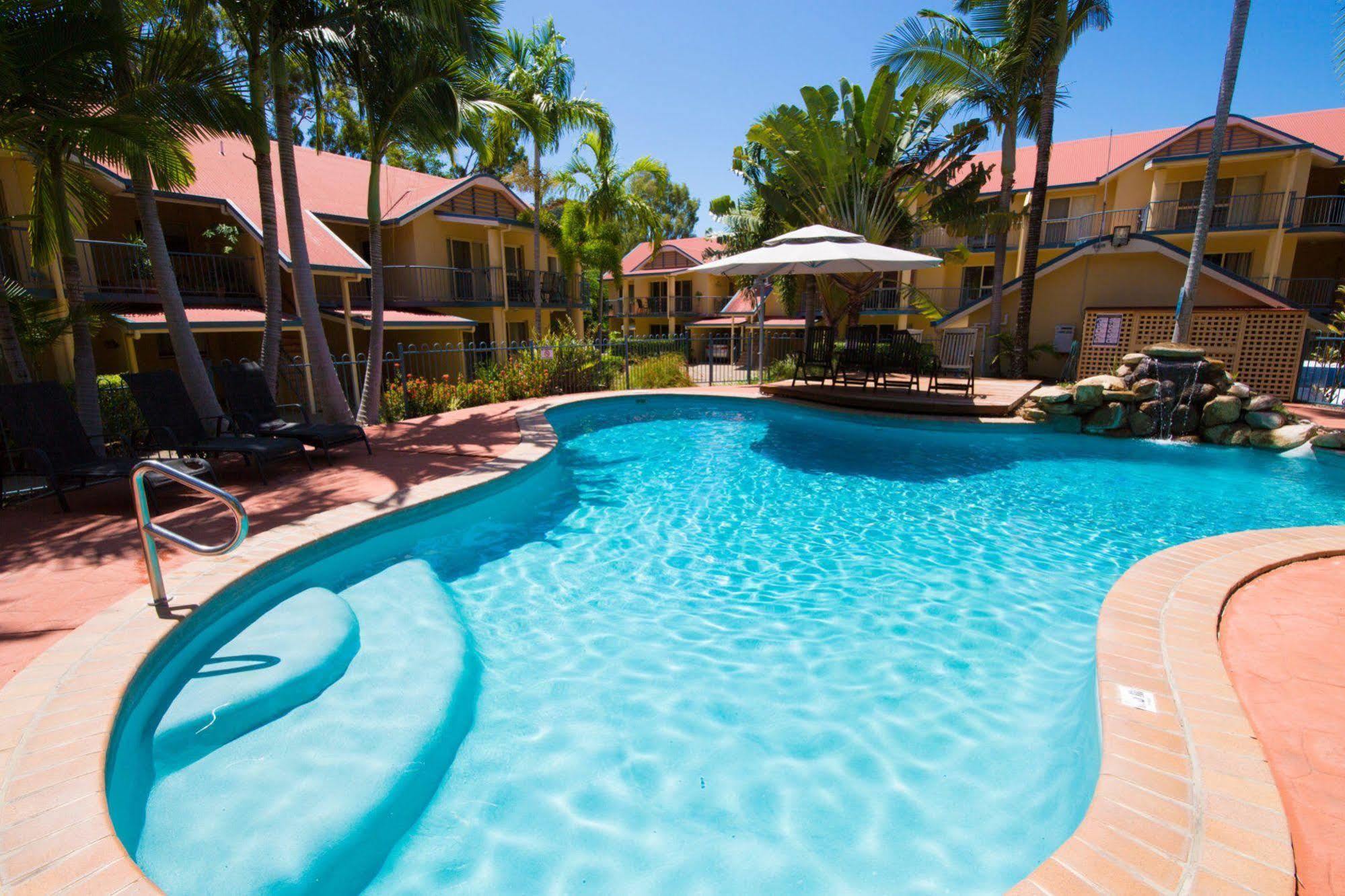 At Beach Court Holiday Villas Эйрли-Бич Экстерьер фото